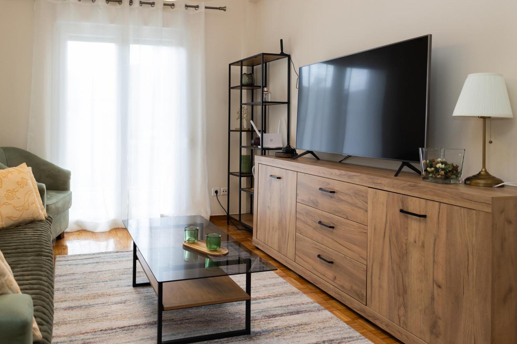 Santa Marina 2 Apartment Ioannina Ngoại thất bức ảnh